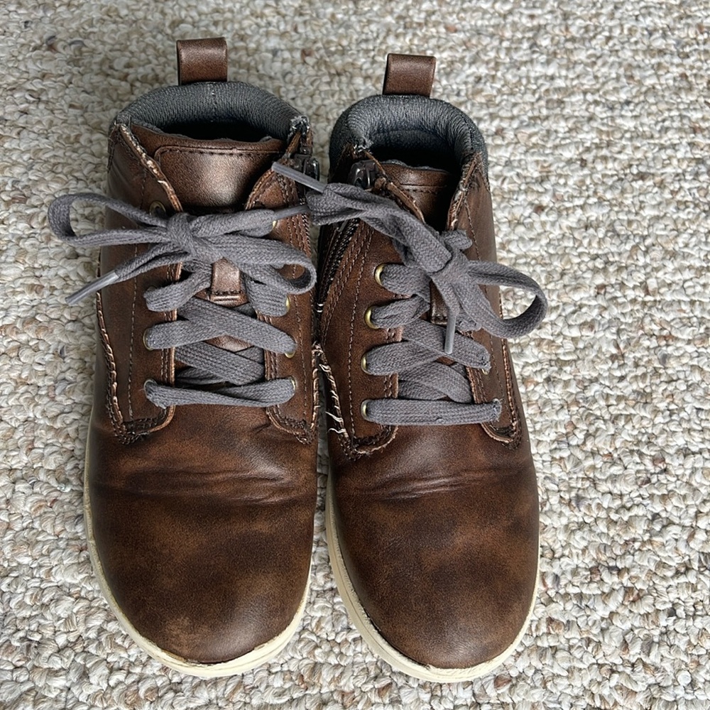Boys' Hadley Slip-On Zipper Sneakers - Cat & Jack Brown